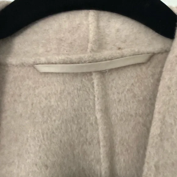 The Curated Cashmere Wool Coat - SOLD OUT - Picture 7 of 10